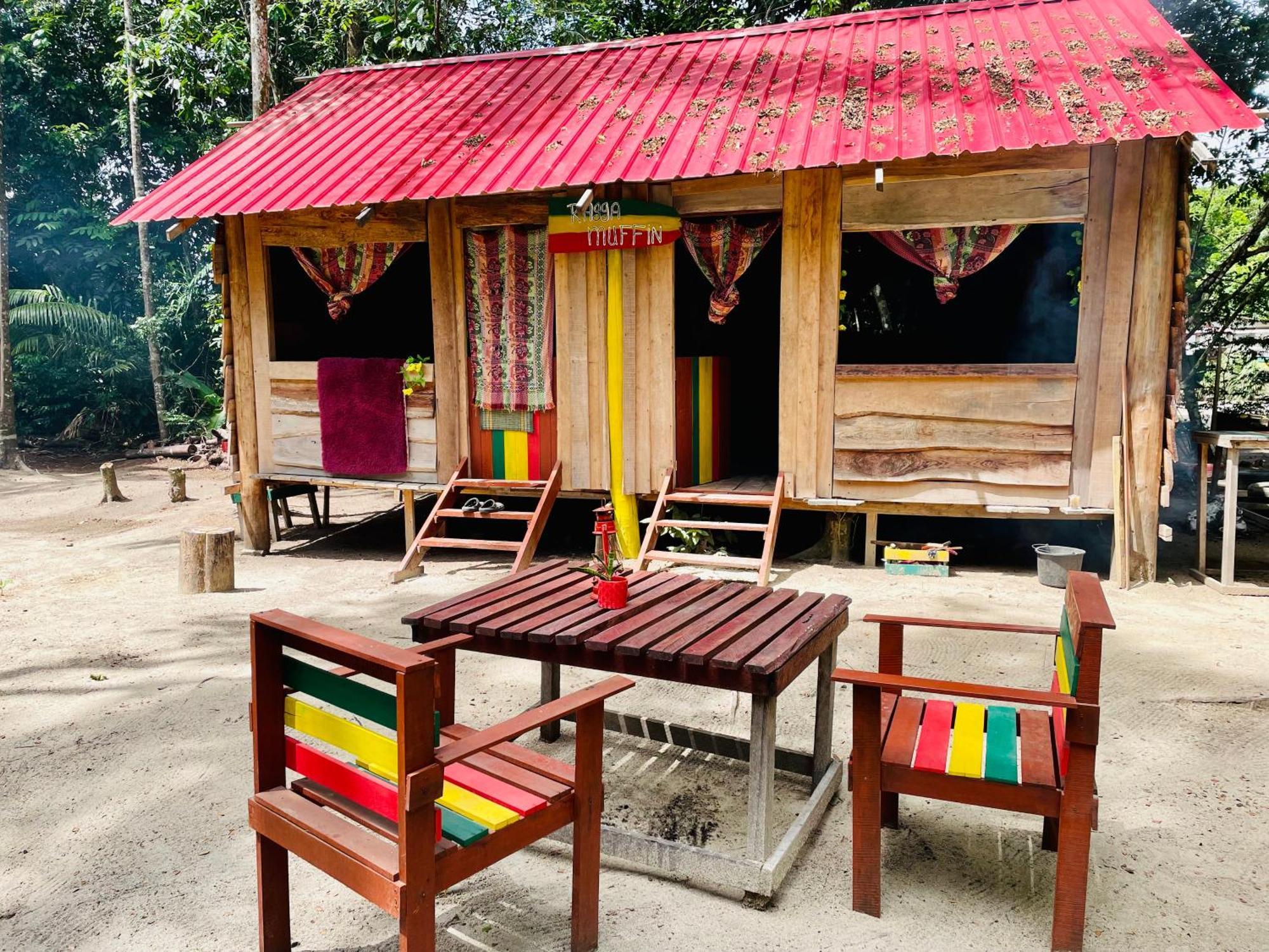 Land Of Promise - Reggae Bar & Eco Village Zanderij Zewnętrze zdjęcie