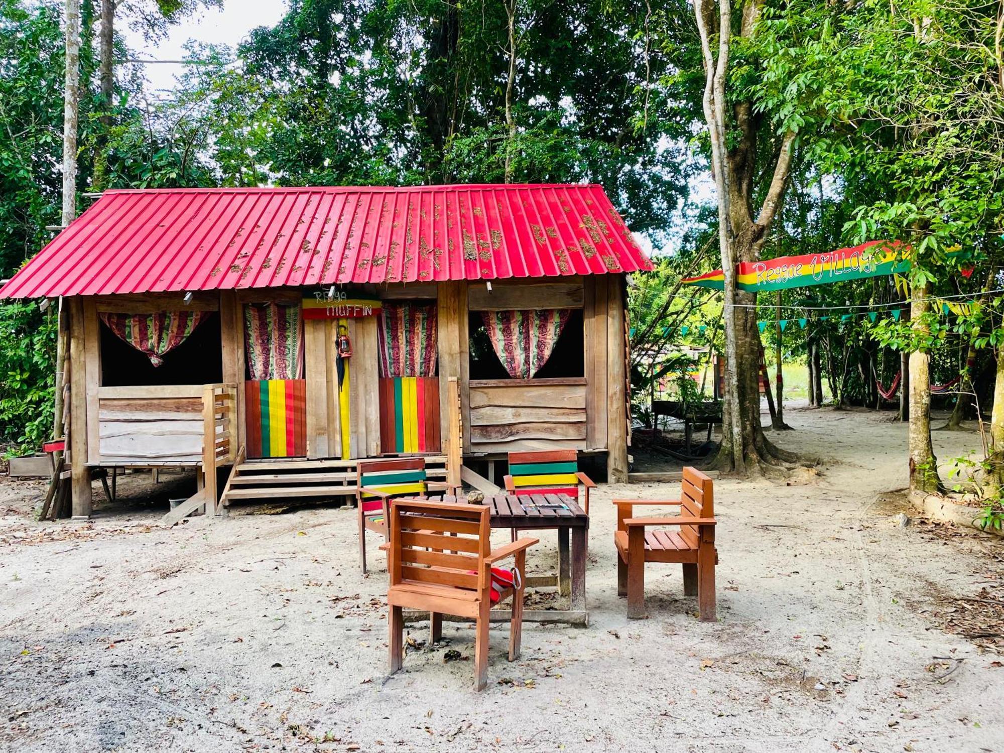 Land Of Promise - Reggae Bar & Eco Village Zanderij Zewnętrze zdjęcie