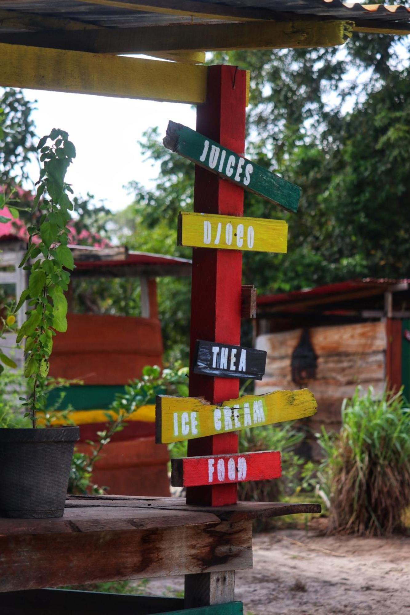 Land Of Promise - Reggae Bar & Eco Village Zanderij Zewnętrze zdjęcie