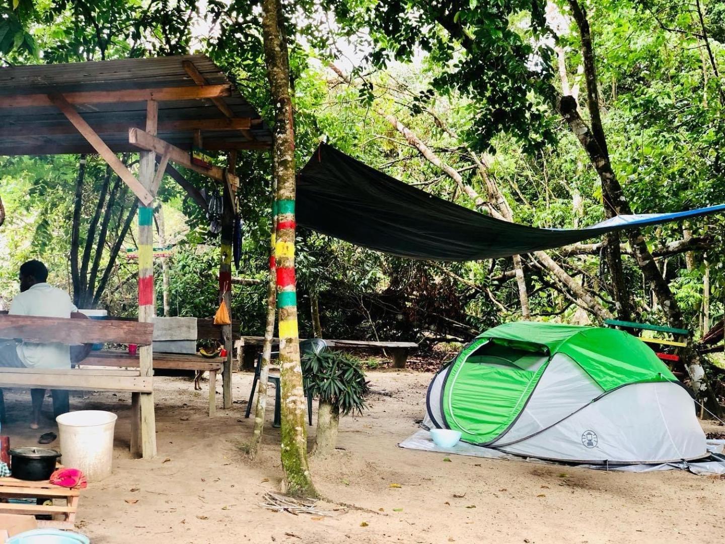 Land Of Promise - Reggae Bar & Eco Village Zanderij Zewnętrze zdjęcie